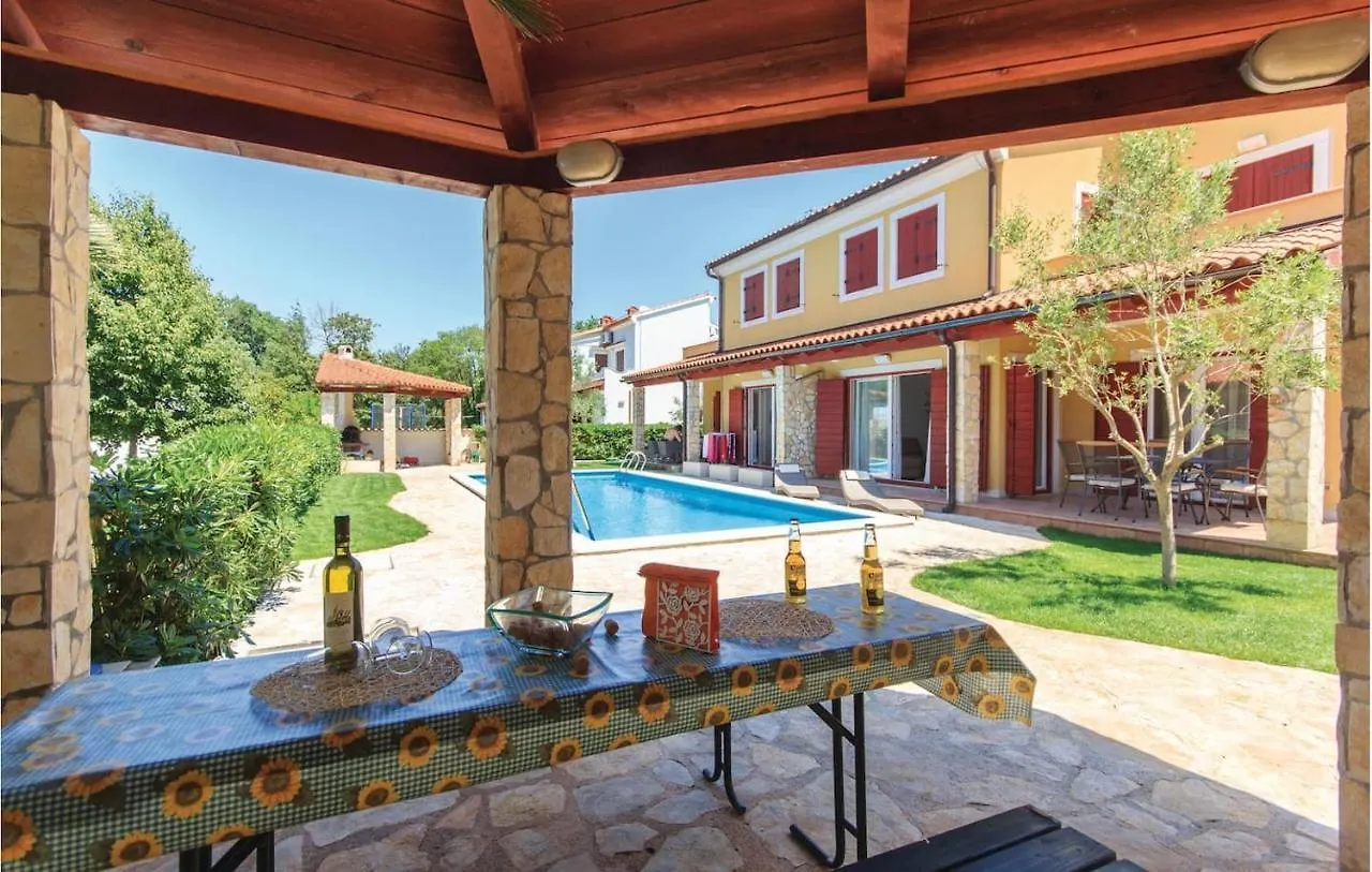 Golden Olive Apartment In Volme, Banjole!